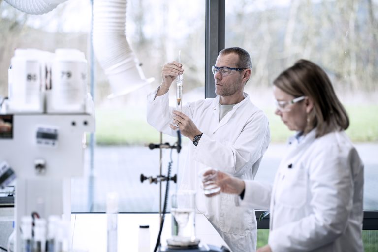 Kenneth in lab